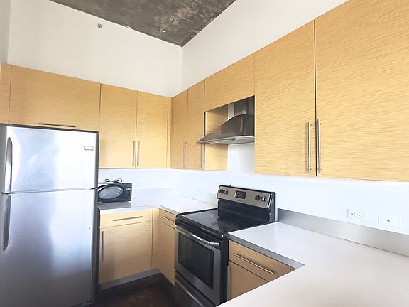 4th image of 1789 NE Miami Gardens Dr APT 602