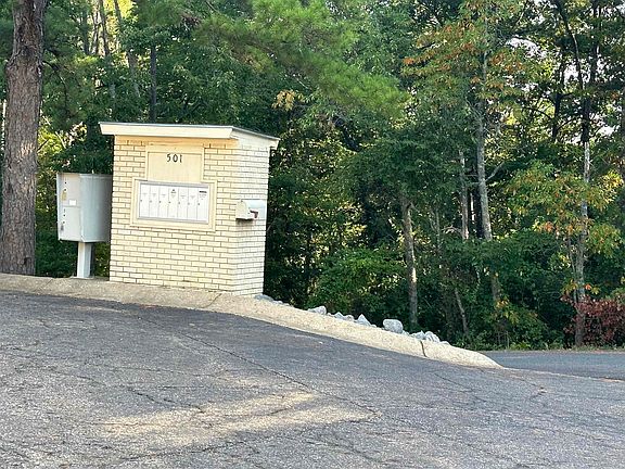 3rd image of 501 Belvedere Dr Unit C3