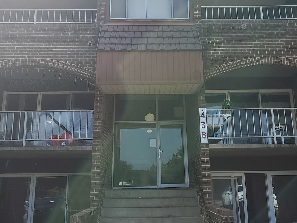 2nd image of 438 Girard St APT 254