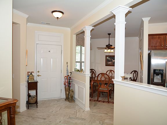2nd image of 13923 Redmond Dr