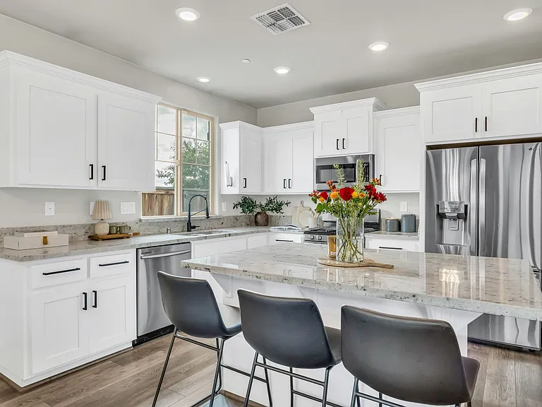 800 Daggerwing Ct — Photo 19