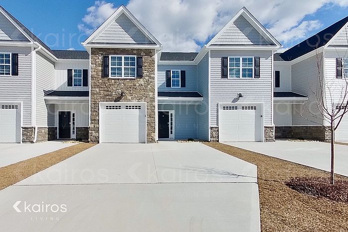 1st image of 3713 S Oak Ln Unit B