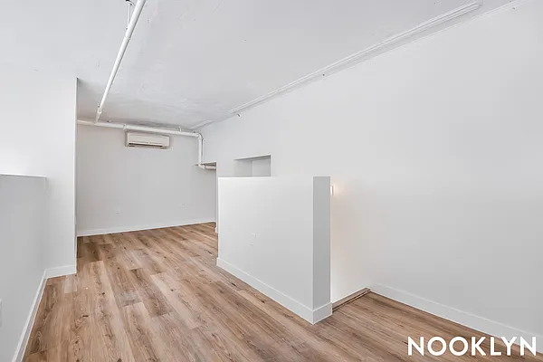Rented by Nooklyn NYC LLC | media 72