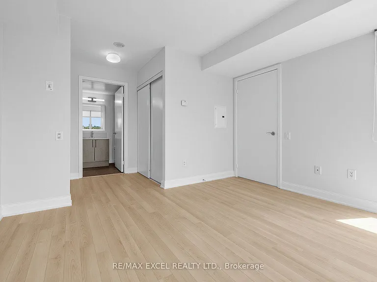 2191 Yonge St #1805 — Photo 20