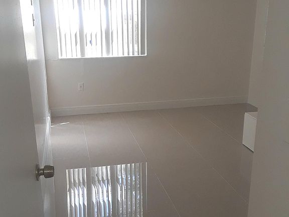 5th image of 6292 NW 186th St APT 105