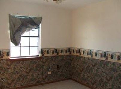 4th image of 12300 W 7th St