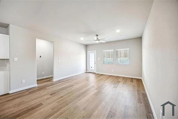 110 Greenbriar Dr — Photo 6