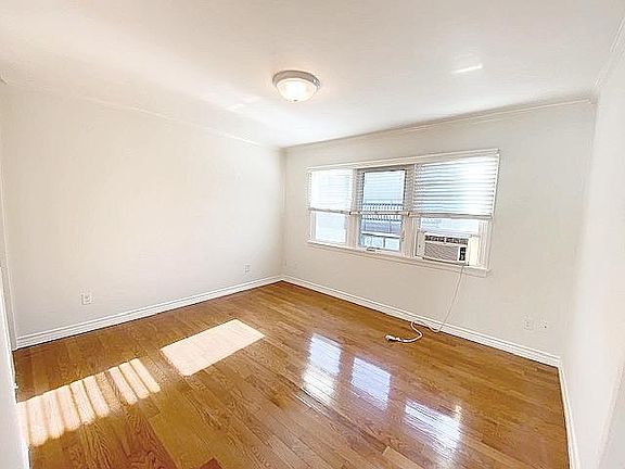 2nd image of 902 10th St #A