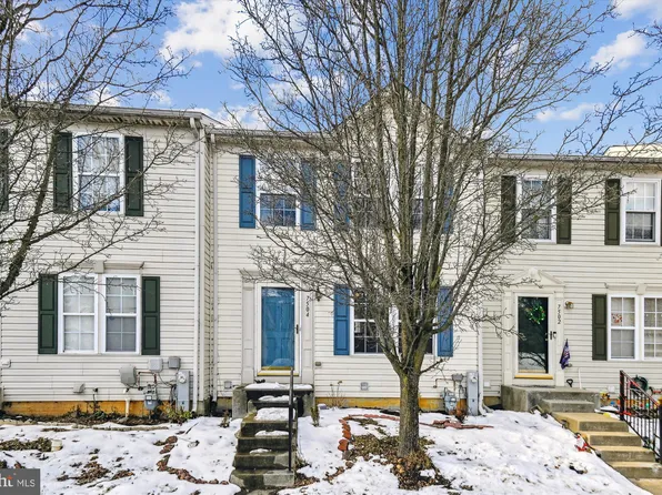 7504 Stonesthrow Ct, Windsor Mill, MD 21244