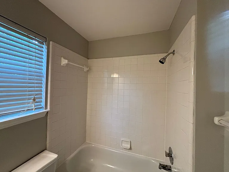 2573 Laurelcrest Dr — Photo 14