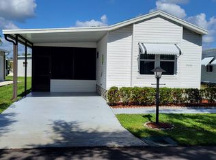 300 Springtime Dr, Sebring, FL 33870