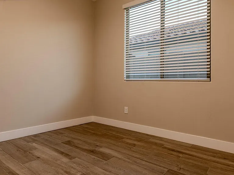 9701 E Spiral Ave — Photo 32