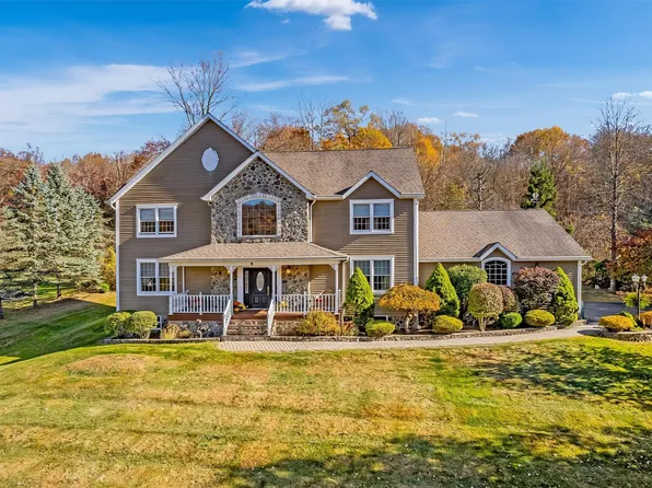 4 Sutherland Drive, Highland Mills, NY 10930