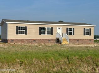 2912 Basstown Rd, Clinton, NC 28328