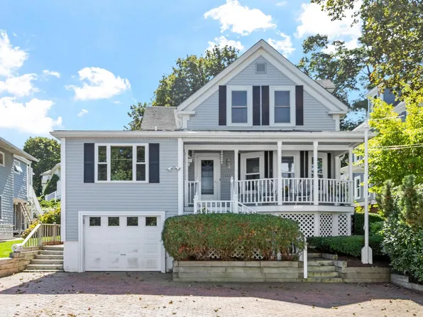 111 Bass Ave, Gloucester, MA 01930