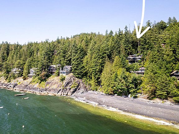 3rd image of 304 Esplanade Rd