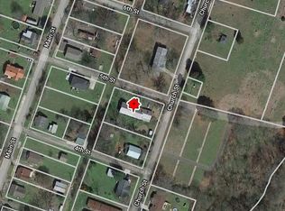 101 5th St, Calhoun, TN 37309