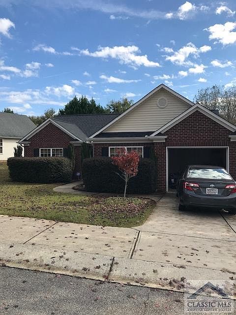 1st image of 315 Tall Pine Ln