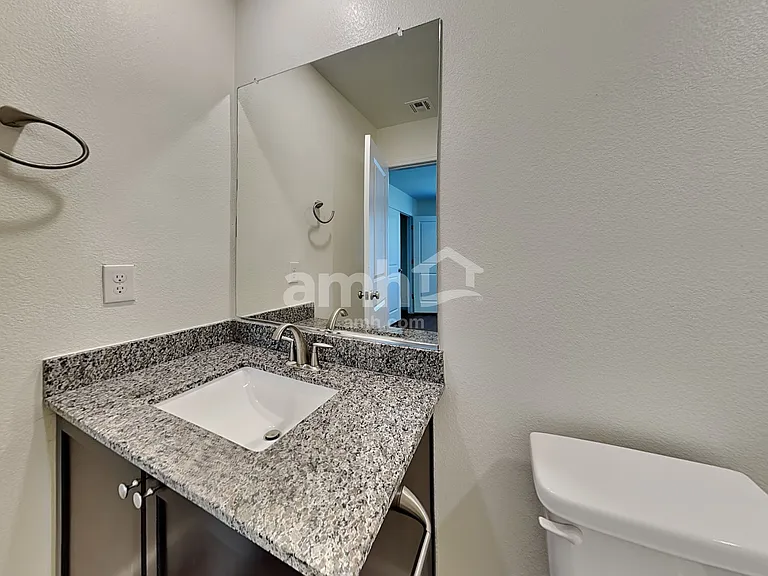 9265 Baylee Bay Ct — Photo 13