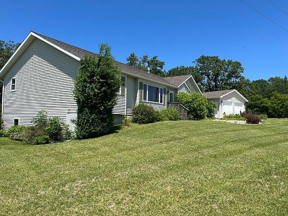 4th image of 21891 Statesboro Dr