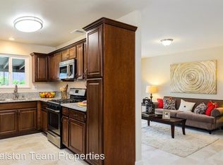 374 Sunswept St, San Diego, CA 92114