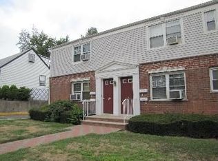 218 Grand Ave, Rutherford, NJ 07070