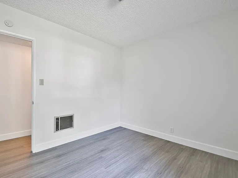 7817 Emerson Ave — Photo 11