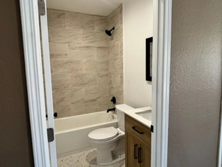 23578 Lakeview Dr — Photo 9