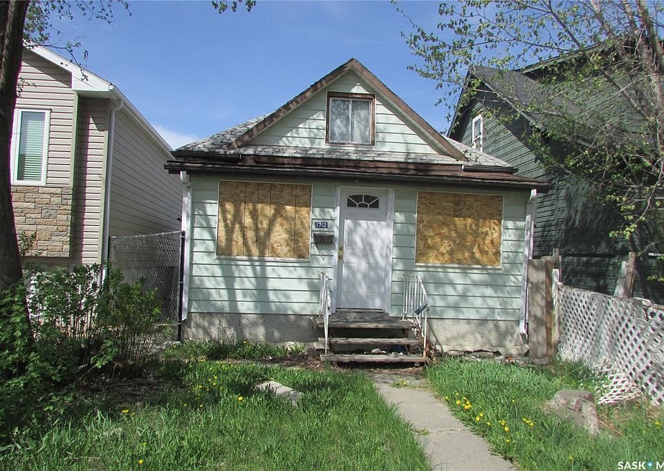 2nd image of 1712 Toronto St