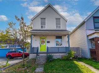 166 Beach Rd, Hamilton, ON L8L 4A5
