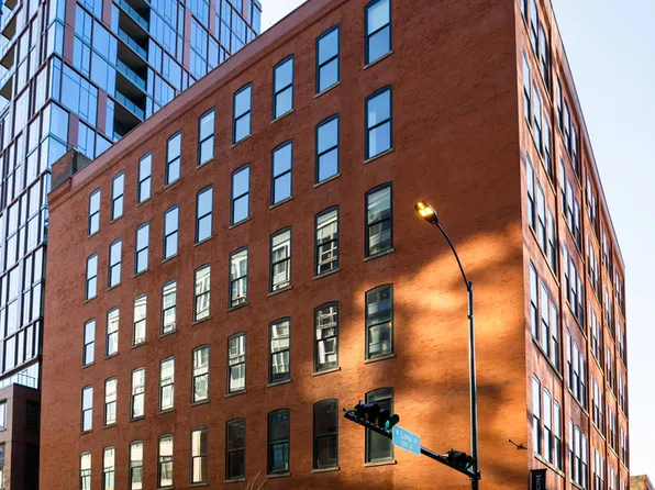 1101 W Lake St #3D, Chicago, IL 60607