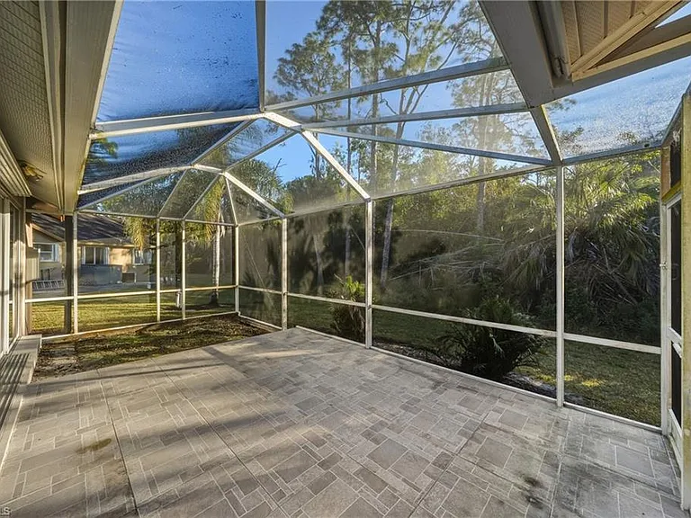 128 Heritage Way — Photo 41