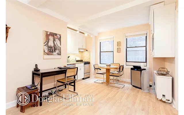 Sold by Douglas Elliman | media 7