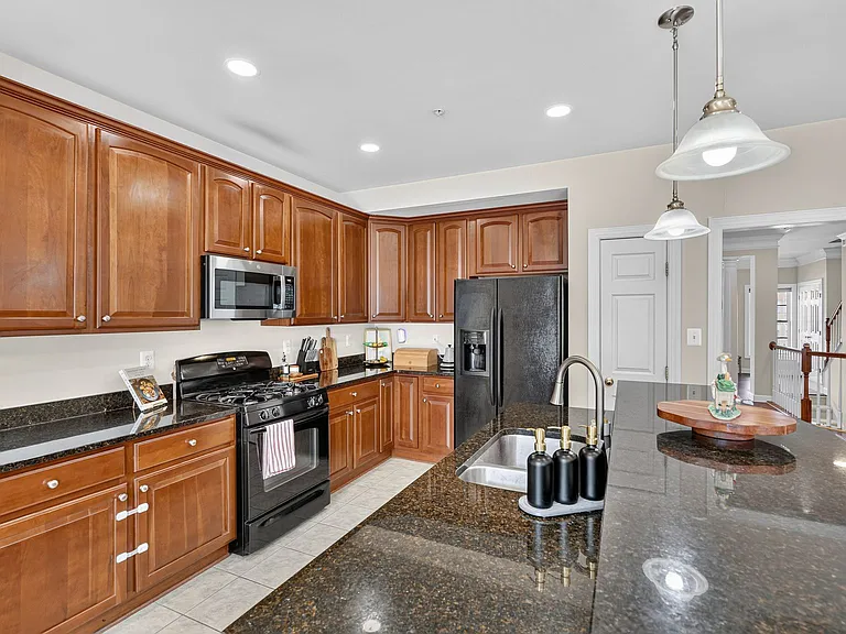 630 Pelican Ave #1 — Photo 11