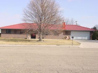 405 College Ave, Goodland, KS 67735