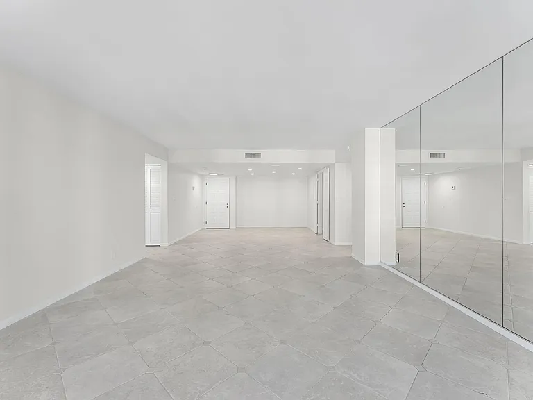 5000 N Ocean Blvd #908 — Photo 9