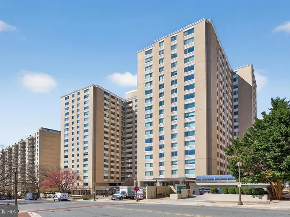 4601 N Park Ave APT 417, Chevy Chase, MD 20815