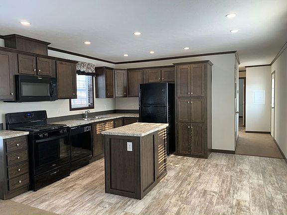 5th image of 901 Lake Elmo Ave N #7YPZY0