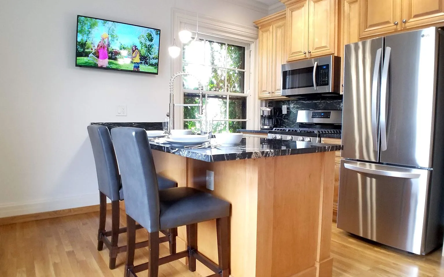 The EB Green Residence — Photo 4