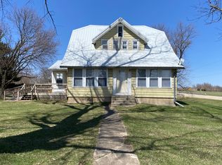 3042 S Freeport Rd, Polo, IL 61064