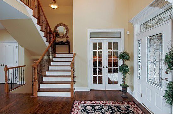 2nd image of 881 Reserve Ct
