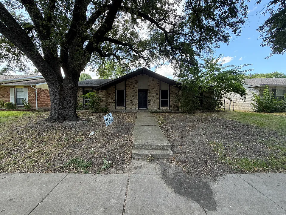 2809 Dove Meadow Dr