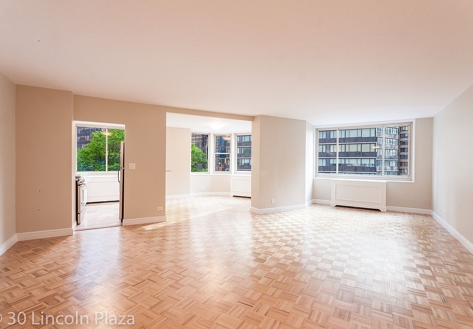 1st image of 30 W 63rd St APT 3H