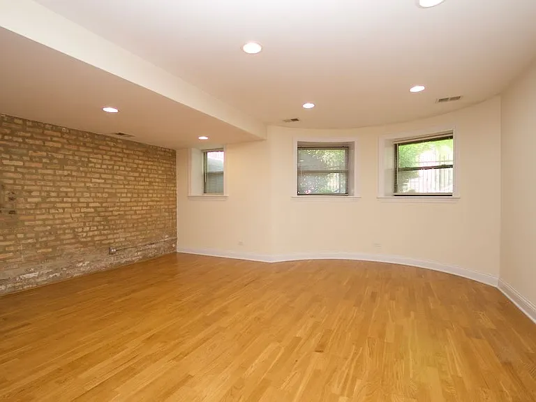 2834 N Albany Ave #6H — Photo 6