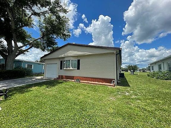 2nd image of 14567 Spyglass St #124