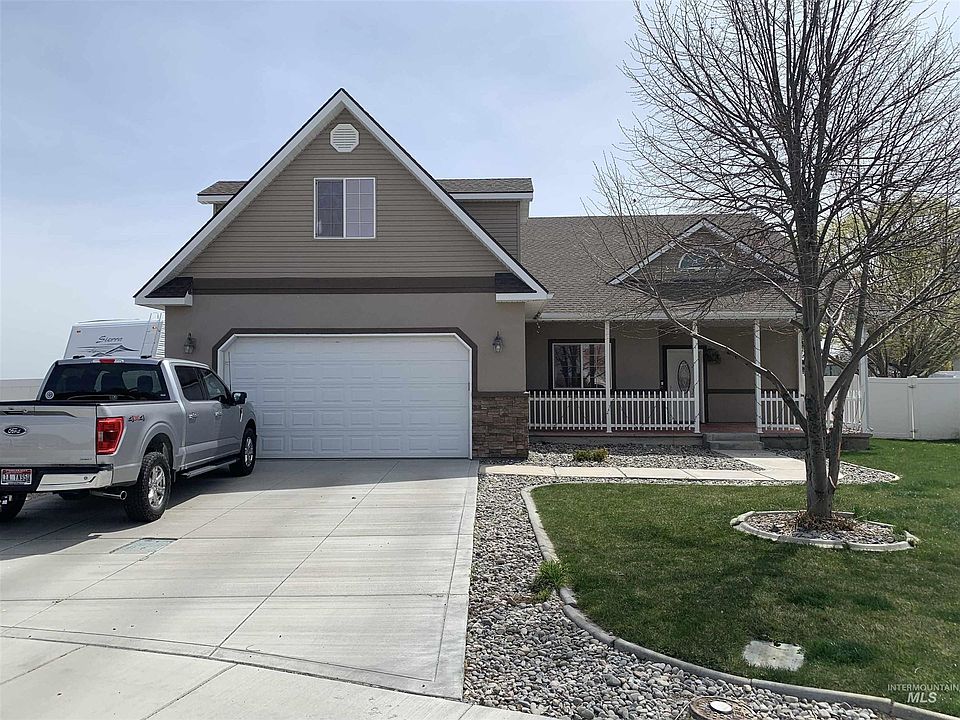 1st image of 2213 Alex Dr