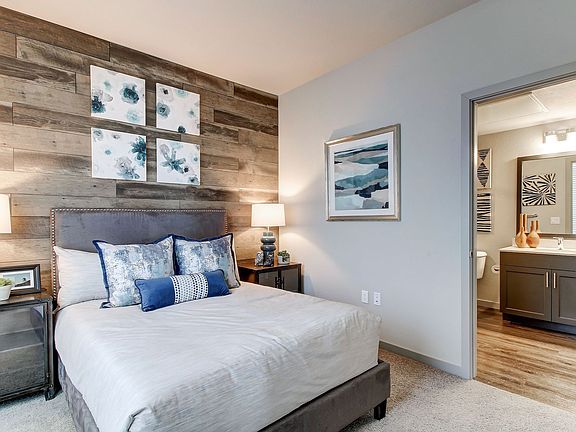 4th image of 5650 N Argonne St #3-103