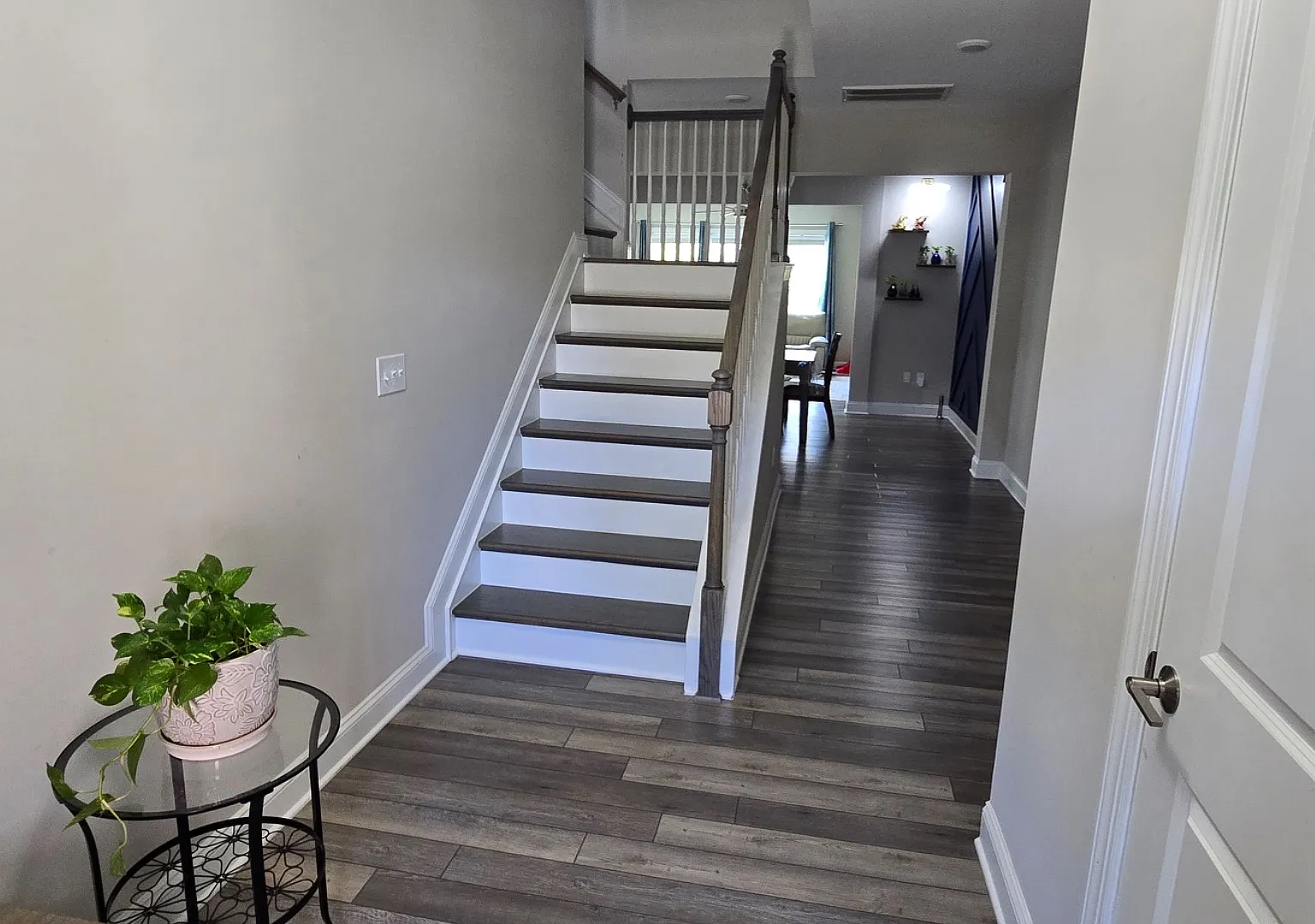 3 bed, 3.5 bath, 2542 sqft, $2,795 — Photo 4