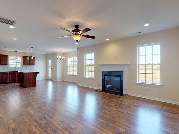 5th image of 6041 Sagebrush Drive