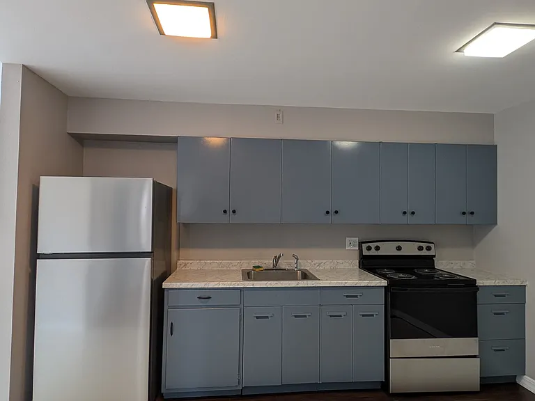 120 Cromwell Pl #4 — Photo 7